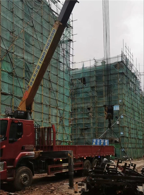 麻章区“慢工细活”—— 吊车的 “微动控制” 技术